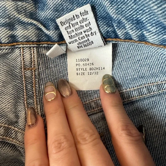 Genuine Vintage Calvin Klein 1990’s Straight Leg Jean - Picture 4 of 5